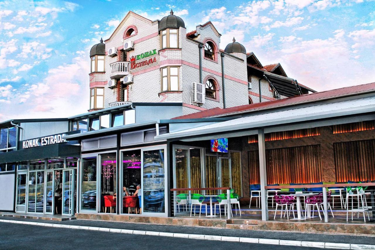 Estrada Lux Hotel Belgrade Exterior photo